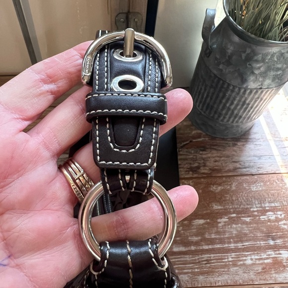 Coach Vintage Hobo Shoulder Bag - Picture 3 of 10